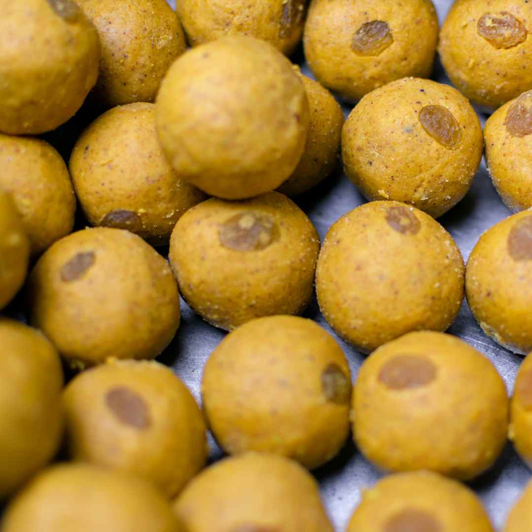 besan laddu bhog